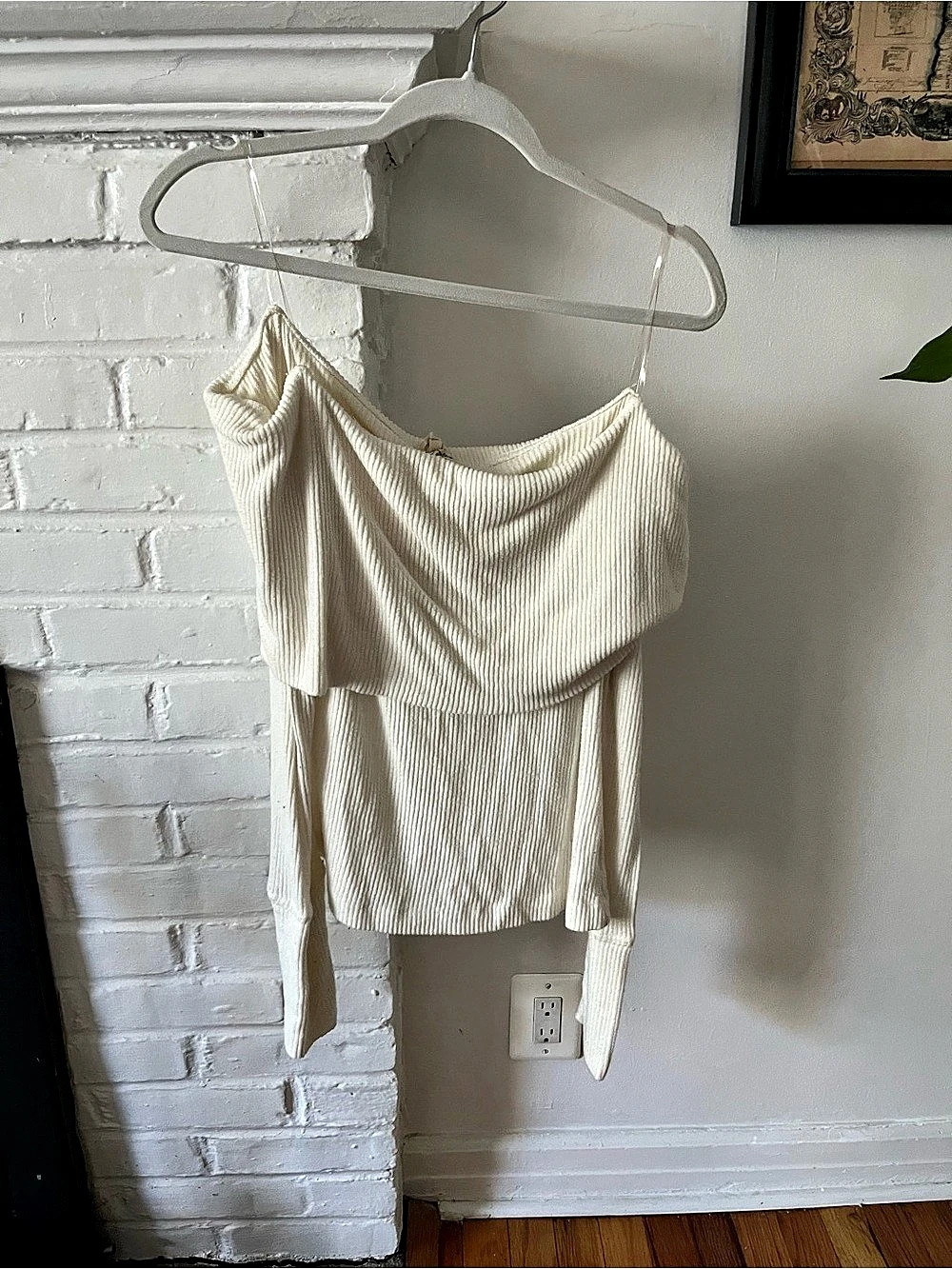 Style Rack Ribbed off the shoulder long sleeve shirt in Cream Size Large